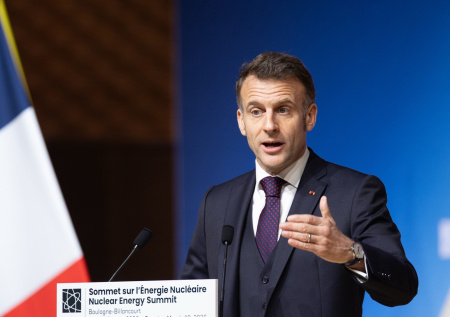 Макрон принял сторону Орбана в ситуации с нефтяной блокадой Венгрии