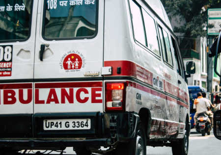 Женщина убила 19-летнюю дочь и попыталась обвинить ее парня