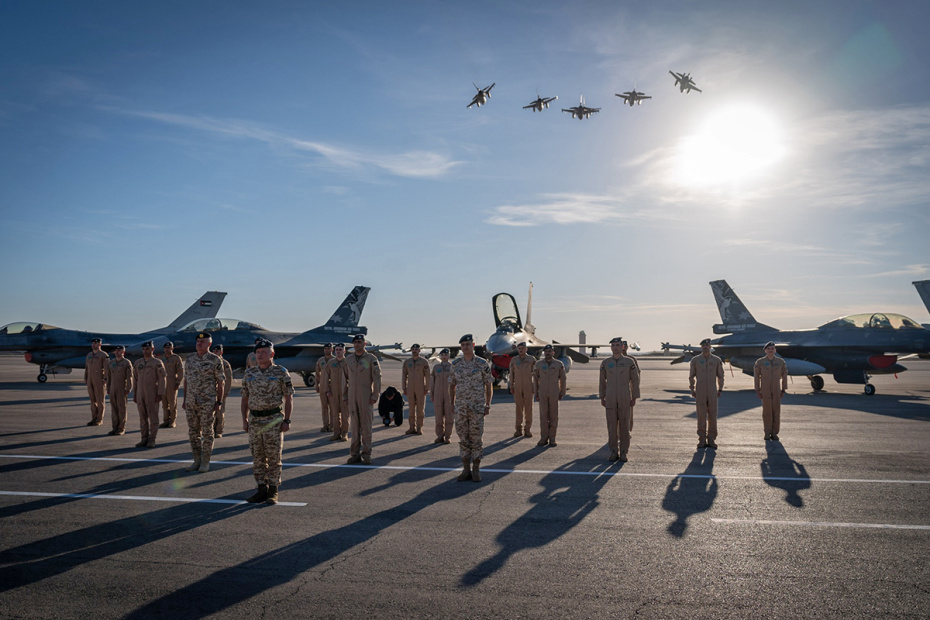 Военнослужащие на базе ВВС Иордании Muwaffaq Salti