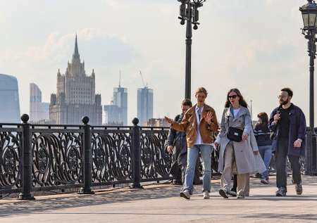 Москвичам пообещали аномальное весеннее тепло