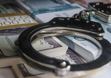 На экс-главу института Минобороны России подали в суд за коррупцию