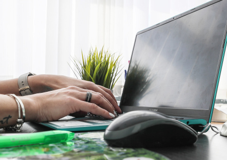 В МВД раскрыли, чем грозит покупка водительских прав в интернете