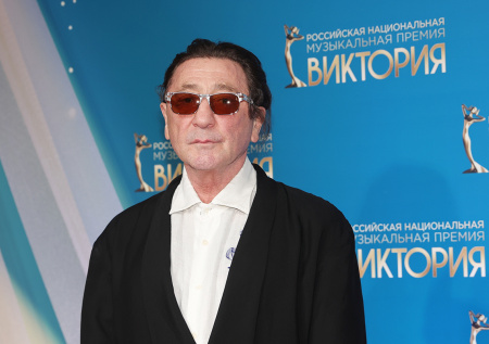 «Чуть-чуть ниже все свободно»: Лепс ответил на вопрос о разбитом сердце