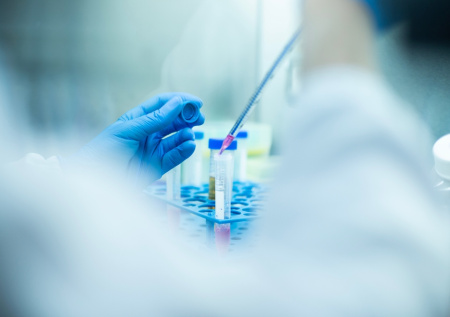 В Минздраве ответили, правда ли СПИД и туберкулез не лечатся по ОМС