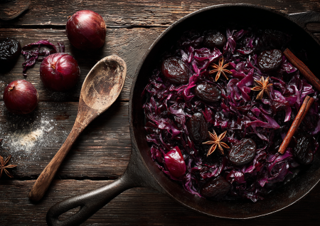 Удивительная капуста с черносливом и вином по-чешски