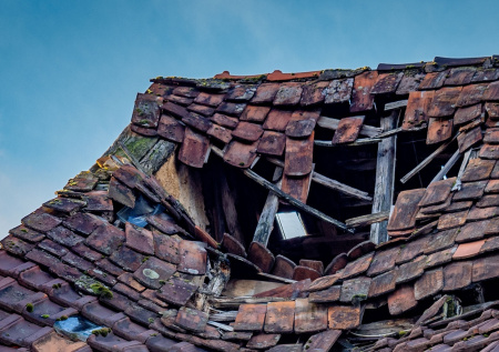 Крыша дома известного банкира обрушилась в Уфе