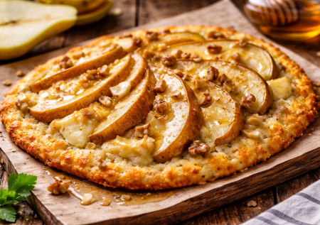 Это чудо: разложите грушу на творожной лепешке. Сладкая пицца к чаю или к вину, просто и очень вкусно