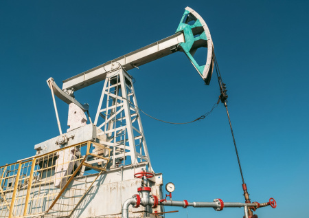 В Британии озвучили решение США по новым нефтяным санкциям против России