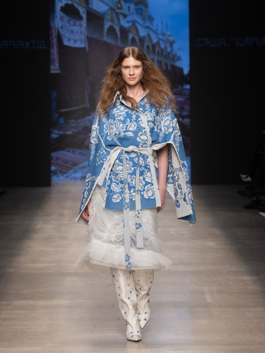 Показ Саши Барбакова на Неделе высокой моды в Москве