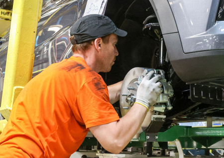 В Госдуме назвали востребованные в России профессии