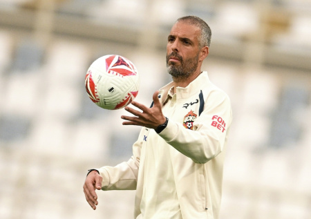 «Зачем ты ломаешь?»: экс-футболист обратился к тренеру ЦСКА Челестини