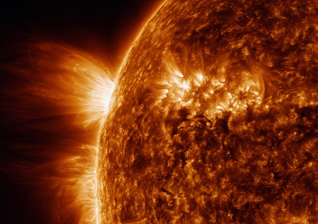 Вспышку предпоследнего класса мощности зафиксировали на Солнце