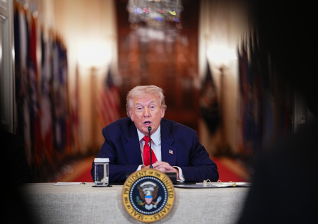 Французский политик допустил разрушение НАТО при Трампе