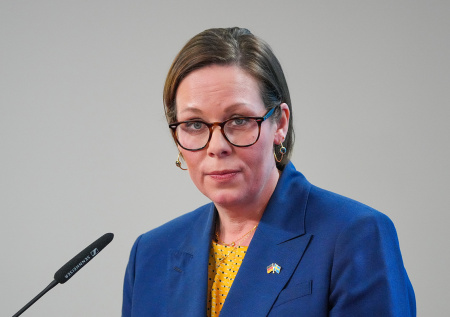 Швеция временно перенесла посольство из Тегерана в Баку