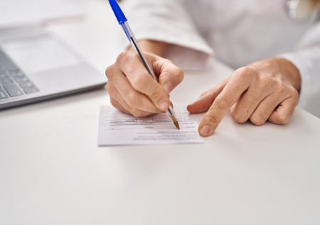 В России резко выросло число врачей