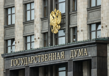 В Госдуме оценили вероятность скорой замены солдат роботами