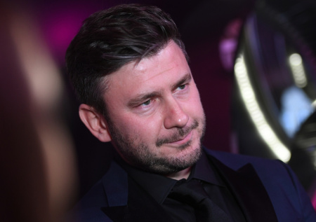 Бежавший из России писатель не смог спрятать последний элитный актив