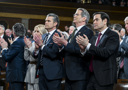 Названы политики США, которые могут уйти в отставку из-за провала в Иране