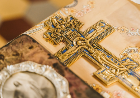 Восьмиэтажный Иисус Христос появился на границе Ливана и Сирии