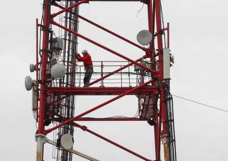 Жителям крупнейшего города отключат мобильный интернет