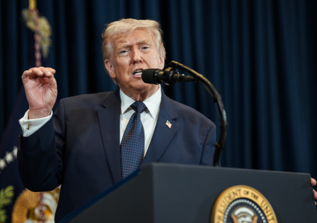 «Это нечестно»: решение Ирана по Ормузскому проливу возмутило Трампа