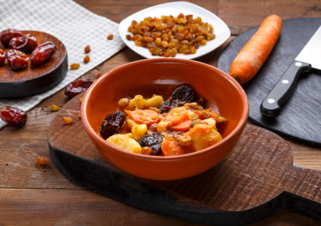 Как быстро очистить изюм и сухофрукты — простой способ за 5 минут без лишних усилий