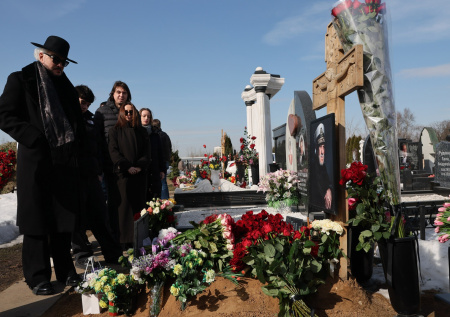 Киркорова заметили у могилы отца в годовщину трагического ухода