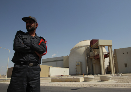 Физик рассказал, затронет ли удар по АЭС «Бушер» Россию