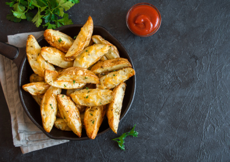 Секрет идеальной жареной картошки: хрустящая корочка и мягкая серединка