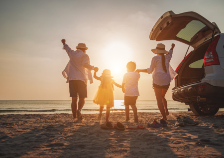 Куда поехать с детьми на весенние каникулы — 2026: идеи для всех возрастов