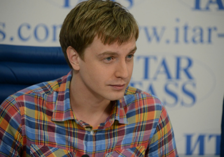 Поддержка Кеосаяна, развод, ссора с Соседовым: как живет Алексей Гоман