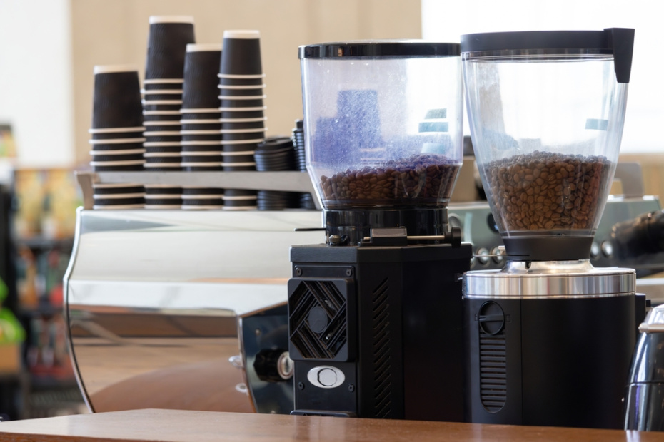 Стоит ли переплачивать за дорогую кофемолку?