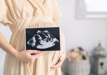 Назван анализ, который покажет необходимость поторопиться с беременностью