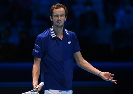 Медведев остался без багажа перед «Мастерс» и раскритиковал United Airlines