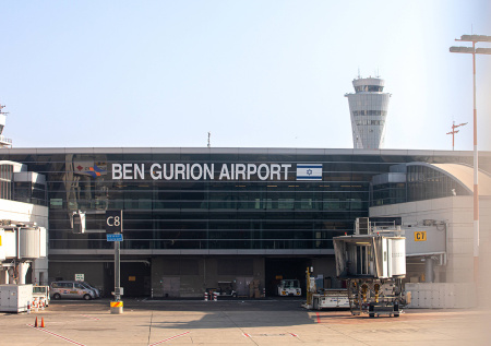 Что известно о последствиях падения обломков ракет на аэропорт Бен-Гурион