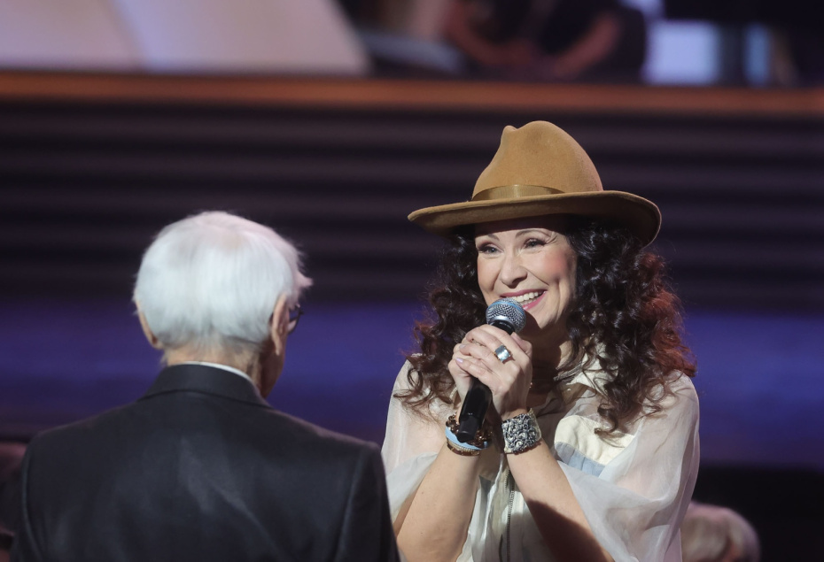 Актриса Нонна Гришаева во время шоу «Про100 Зацепин» к 100-летию Александра Зацепина в Большом зале Кремлёвского дворца в Москве