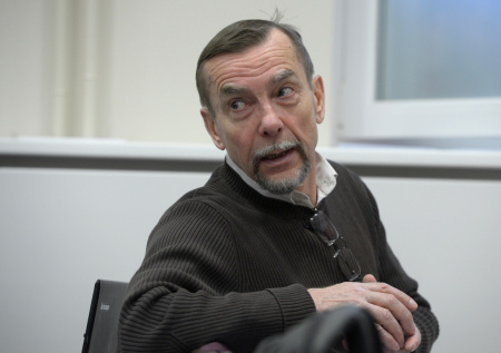 Известного правозащитника-иноагента объявили в розыск