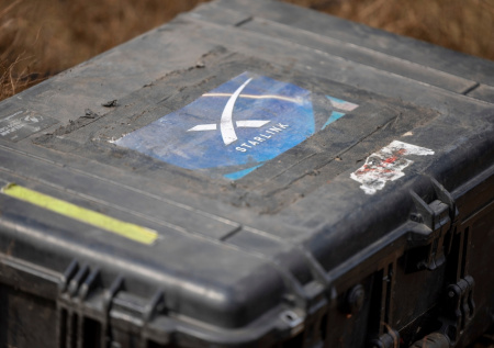 Латвийский суд обвинил азербайджанца в продаже Starlink российской армии