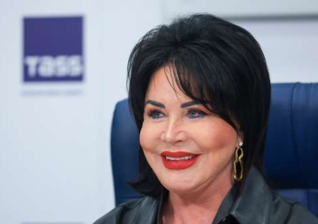 Бурная личная жизнь, вражда с Кадышевой, СВО: как живет Надежда Бабкина