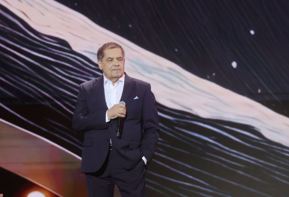 Народный артист России Николай Расторгуев во время шоу «Про100 Зацепин» к 100-летию Александра Зацепина в Большом зале Кремлёвского дворца в Москве