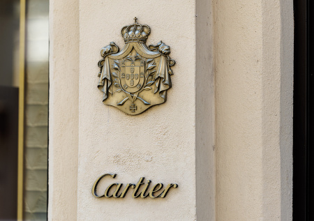 Владеющий Cartier холдинг возвращается в Россию