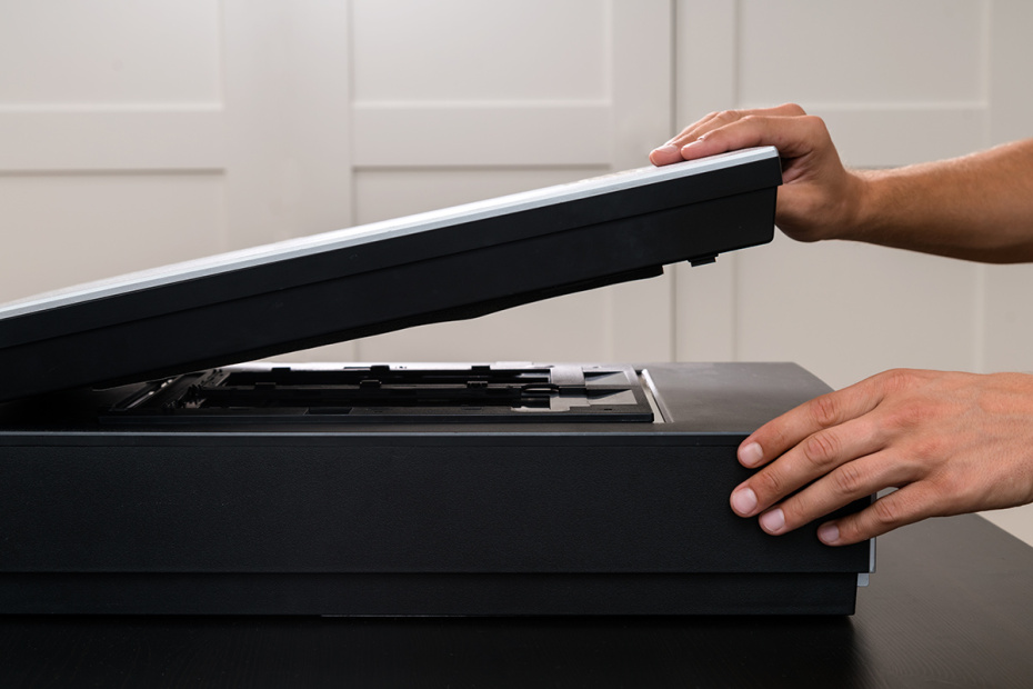 Как оцифровать и отреставрировать старые фото: 5 способов сохранить архивы