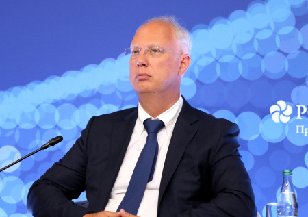 Глава РФПИ призвал на помощь психиатров из-за поведения евробюрократов