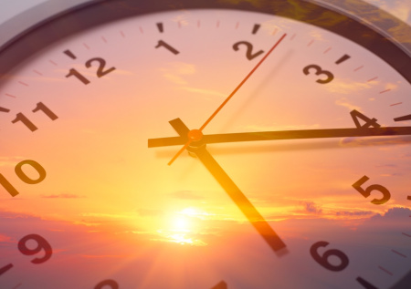 Врач оценил необходимость перехода на летнее время