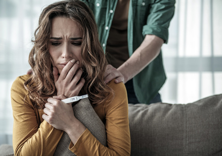 В России хотят заставить отвечать за травлю решившихся на аборт женщин