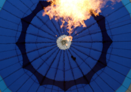 Экстремалы прыгали с парашютом с воздушных шаров и «допрыгались»