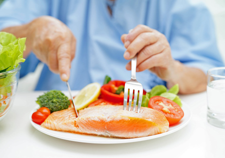 Россияне перешли к неожиданному гастроспособу бороться с хандрой