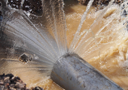 Прокуратура Перми нашла ответственных в прорыве трубы в Прикамье