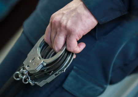 Кубанского чиновника поймали на мошенничестве с землей на 4,8 млн рублей