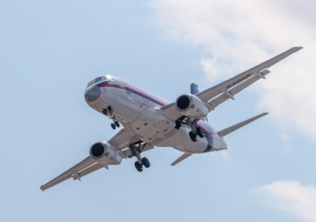 Пять самолетов не пустили в Шереметьево